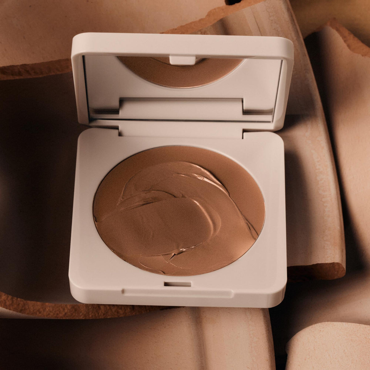 bronzer-butter-balm-clay-d1 Bronzer_Clayy-3.jpg