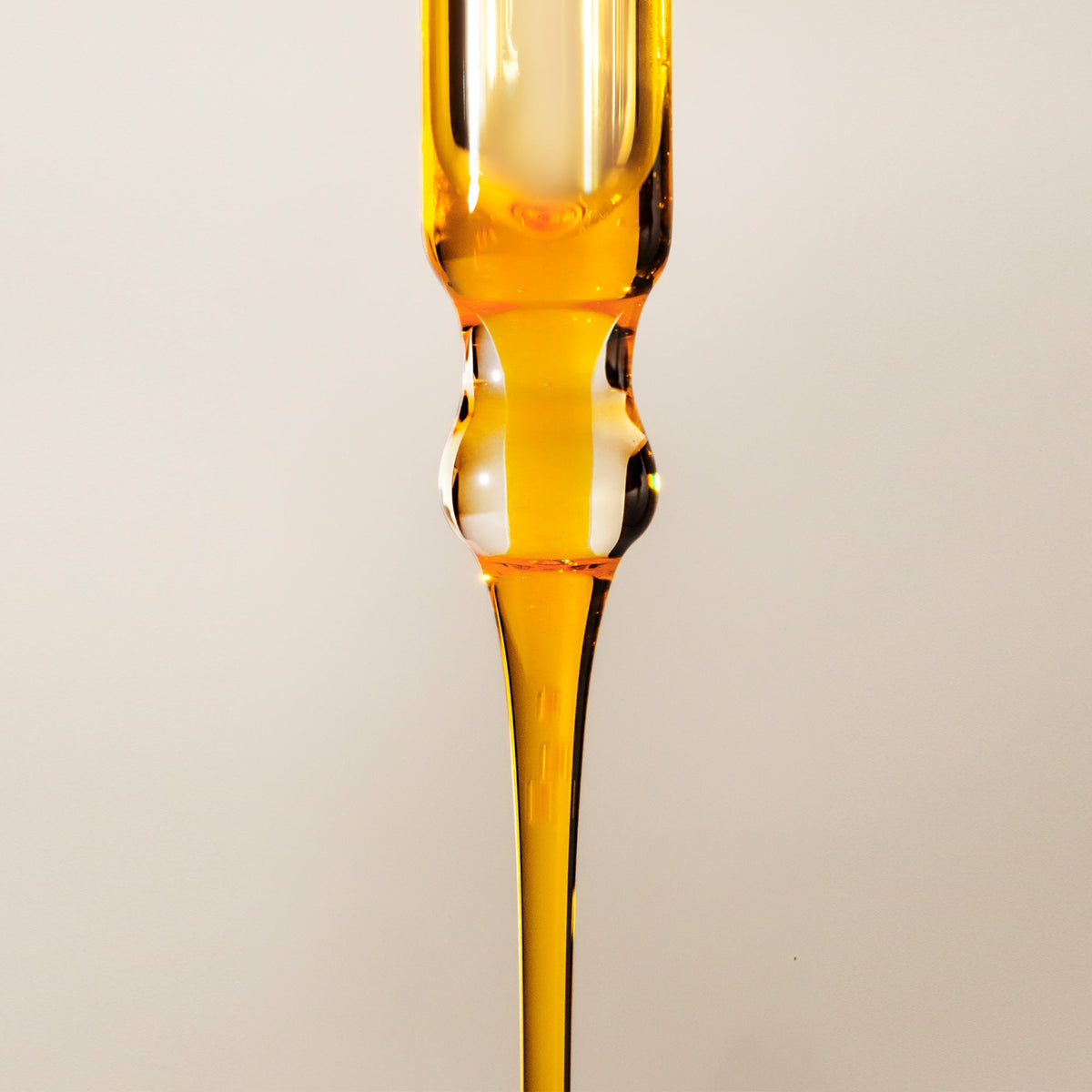 heavenly-sixteen-all-in-one-face-oil-p5 H16-Close-Ups.jpg