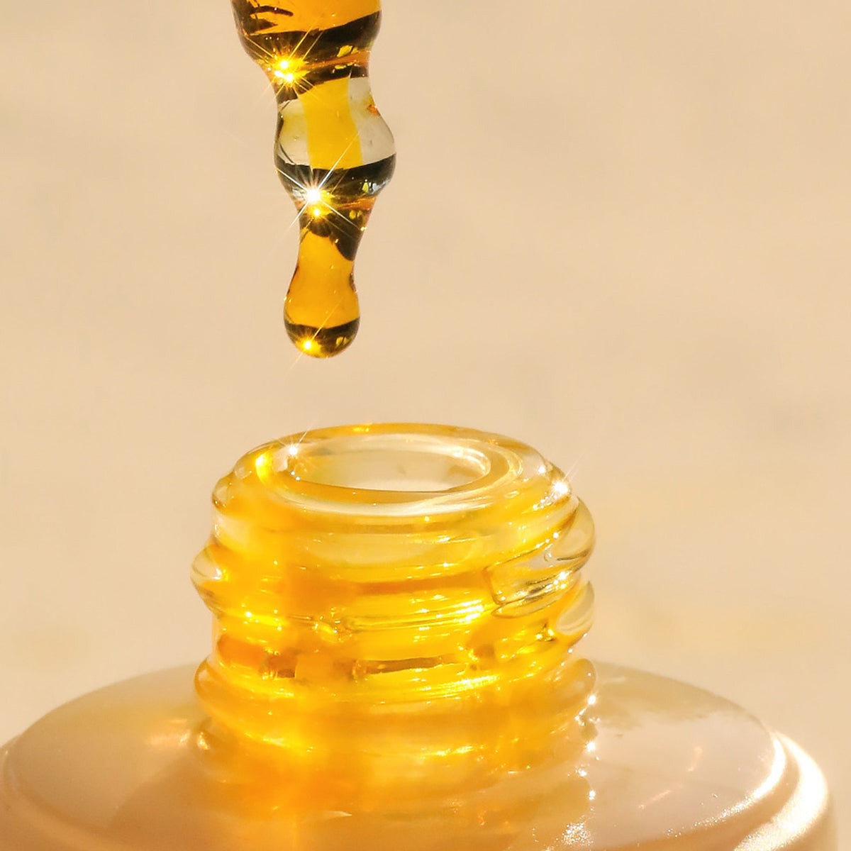 heavenly-sixteen-all-in-one-face-oil-p5 PDP-Heavenly-Sixteen-Supplemental-3.jpg