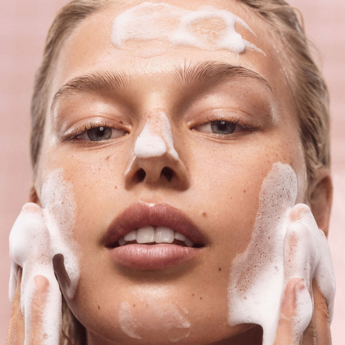 simple-nighttime-routine-z6 Pink-Cloud-Dew-Launch-HP-Mobile-V2.jpg